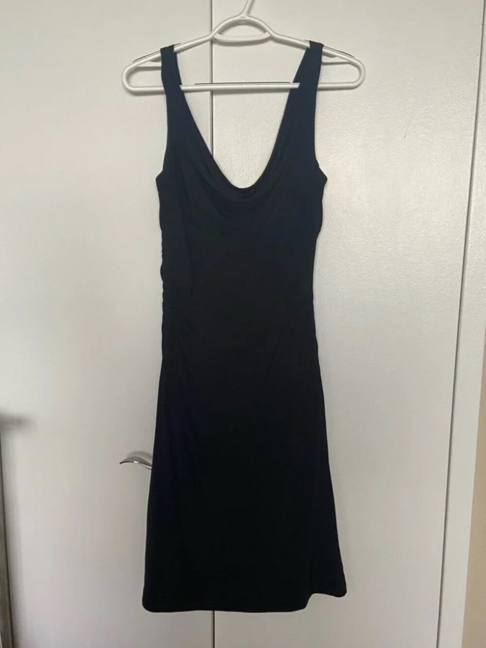 WHITE HOUSE BLACK MARKET Black Sleeveless Dress Size 6 Cowl Neck Little Black Dr